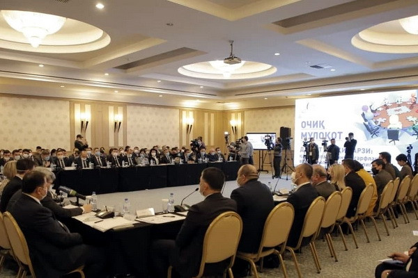 Open dialogue “Public external debt: the direction of spending borrowed funds and the effectiveness of projects” takes place