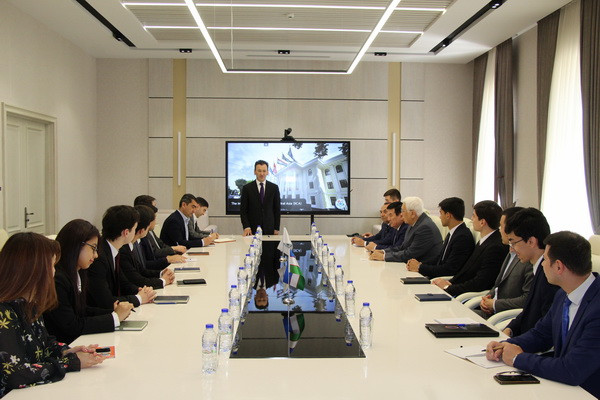 Future diplomats visited the International Institute of Central Asia