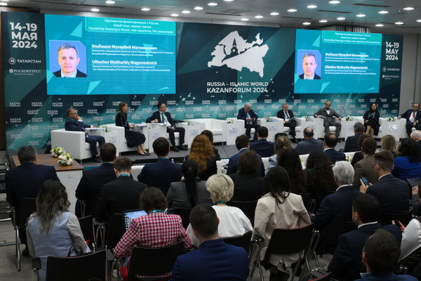Грузы пошли: на KazanForum 2024 рассказали о развитии коридора «Север – Юг»