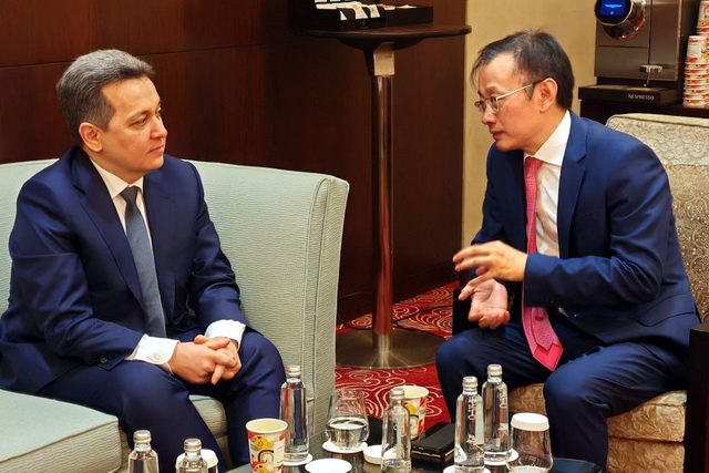 O‘zbekiston va Huawei IT sohasida kadrlar tayyorlash masalalarini muhokama qildi