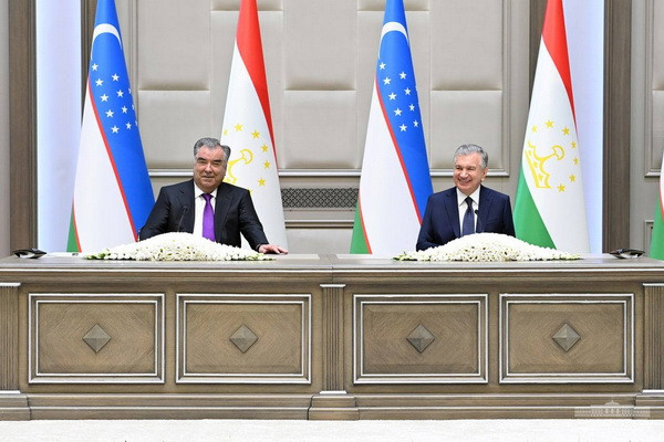 To the visit of Emomali Rahmon to Tashkent