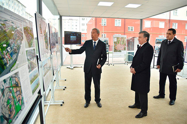 President becomes acquainted with social objects and new projects after the asset meeting