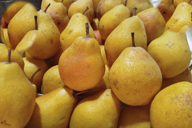 Uzbekistan Exports Nearly 487,000 Tons of Pears Abroad