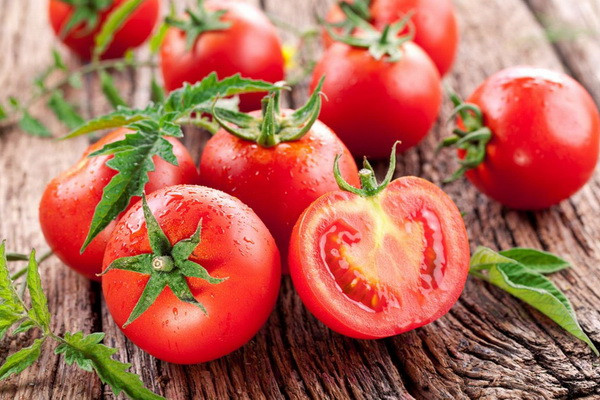 Uzbek breeders presented a new high-yielding tomato variety