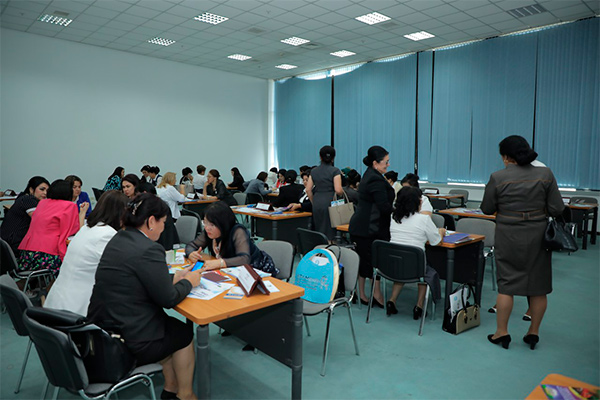 Деловые женщины Узбекистана и Казахстана подписали свыше 10 соглашений