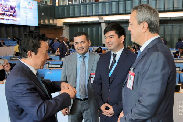 The Minister of Agriculture of Uzbekistan holds a number of meetings and negotiations in Rome