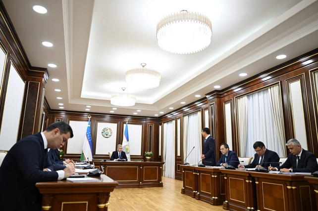 Президент обсудил развитие Ташкентской области и планы по привлечению инвестиций на $2,5 млрд