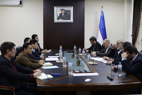 A meeting was held at the Ministry of Geology with a delegation led by the Minister of Industry, Mines and Trade of Iran