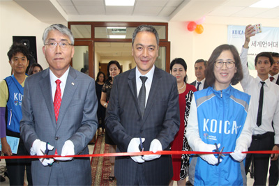 Auditorium for capacity building of interpretation education opens at Uzbek University