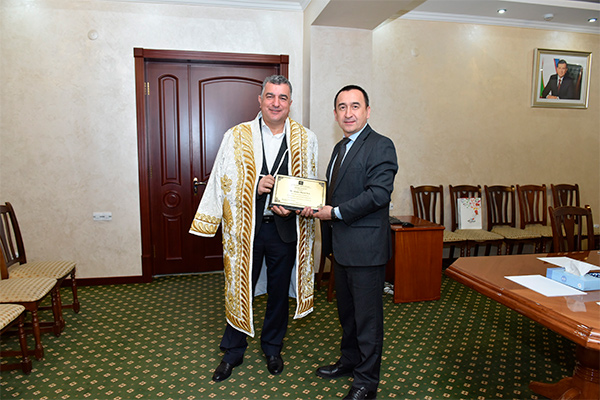 Association Uztextileprom hosts meeting with Turkish envoy