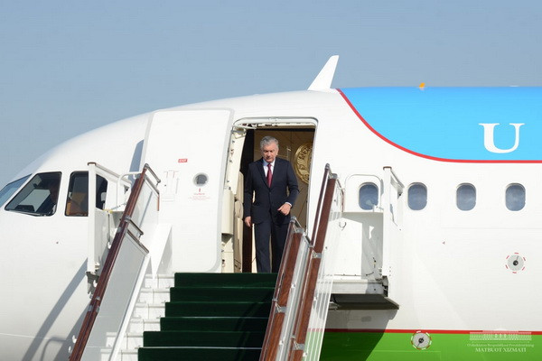 President of Uzbekistan returns to Tashkent
