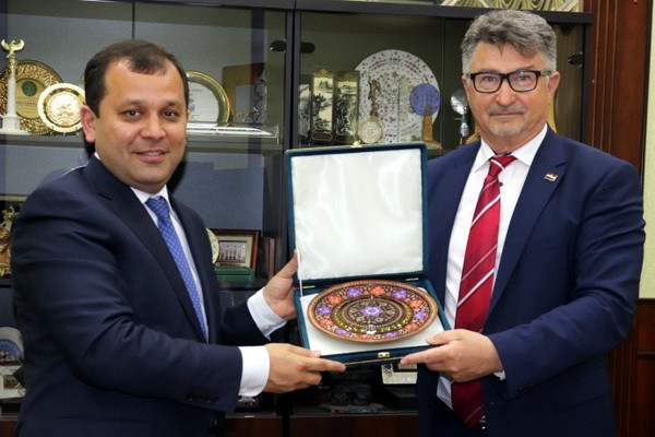 CCI hosts a meeting with the Ambassador of Croatia