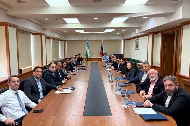 Сотрудники Минпромторга Узбекистана завершили программу ВШГУ РАНХиГС