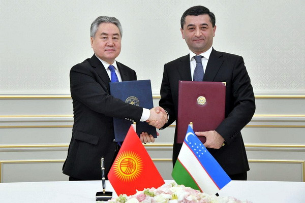 Bakhtiyor Saidov meets with the Minister of Foreign Affairs of Kyrgyzstan