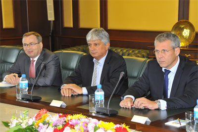 Uzbek FM receives delegation of National Assembly of France