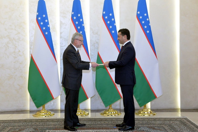 Uzbekistan’s Foreign Minister meets with New Zealand Ambassador