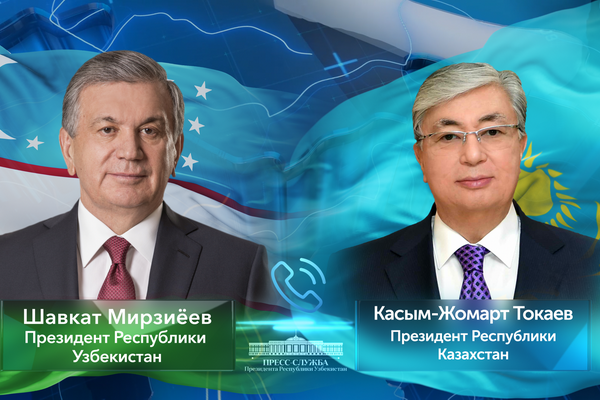 President of Uzbekistan holds a phone call with the President of Kazakhstan