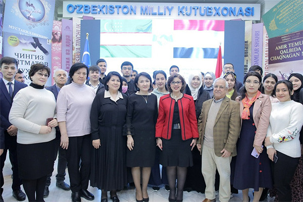 Egypt donates books in Arabic to the National Library of Uzbekistan