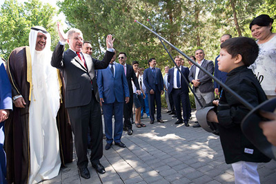 Президенты МОК и ОСА посетили Узбекистан