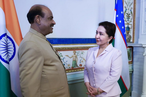Tanzila Narbaeva meets with the Speaker of the Lower House of the Indian Parliament