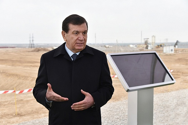 Президент ознакомился с новыми проектами Шуртанского газохимического комплекса