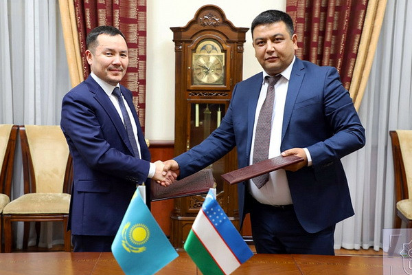 Current issues and plans for cargo transportation between Uzbekistan and Kazakhstan were discussed