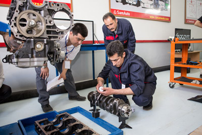 Samarkand hosts technical contest among ISUZU specialists
