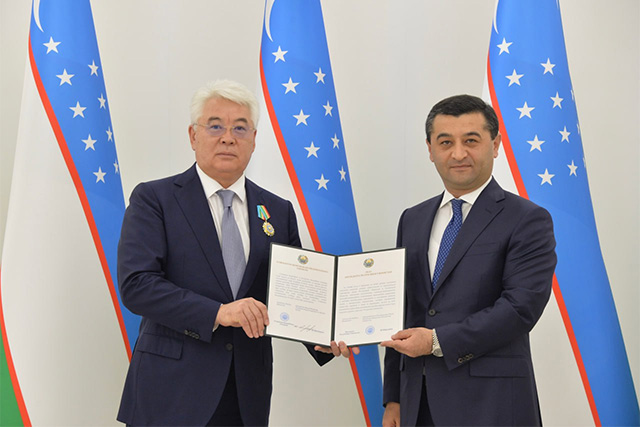 Kazakhstan’s Ambassador to Uzbekistan awarded the "Dustlik" order