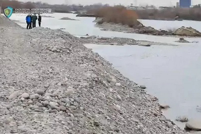 Uzbekistan establishes boundaries for moratorium on non-metallic mineral extraction