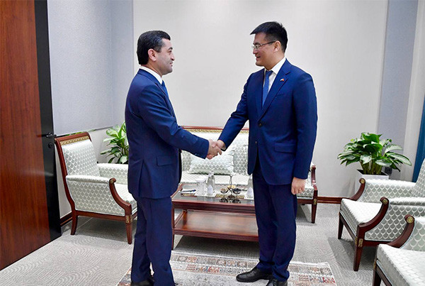 Uzbek FM and the Ambassador of China hold negotiations