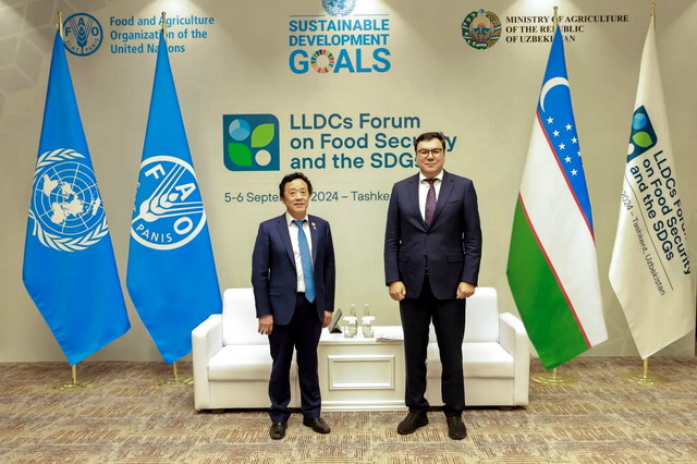 Uzbekistan discusses expanding cooperation with FAO head