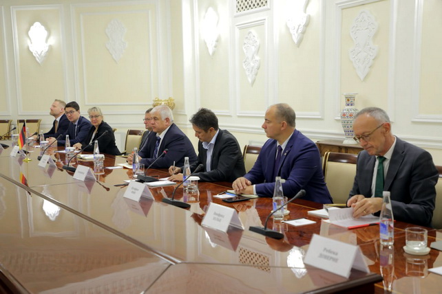 Узбекистан и Германия укрепляют межпарламентское сотрудничество в сфере сельского хозяйства