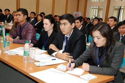 УзЛиДеП: на пути повышения политической активности молодежи