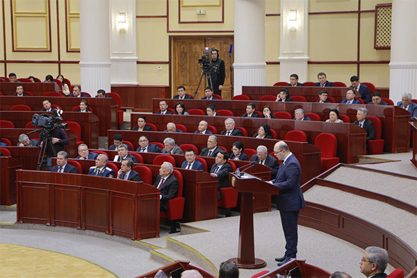 Количество сенаторов предлагается уменьшить до 65
