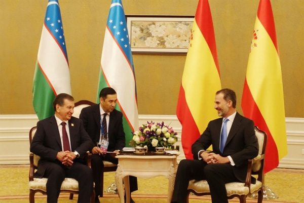President of Uzbekistan meets with King of Spain