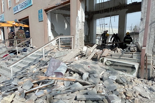 Кыргызстанка погибла при взрыве в медцентре Узбекистана