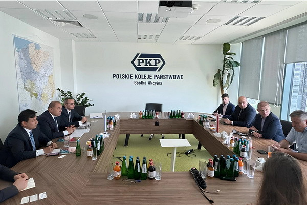 Prospects for expanding Uzbek-Polish cooperation in transport and logistics were discussed in Warsaw