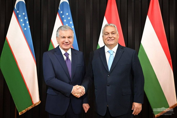 The leaders of Uzbekistan and Hungary stressed the importance of building up practical cooperation