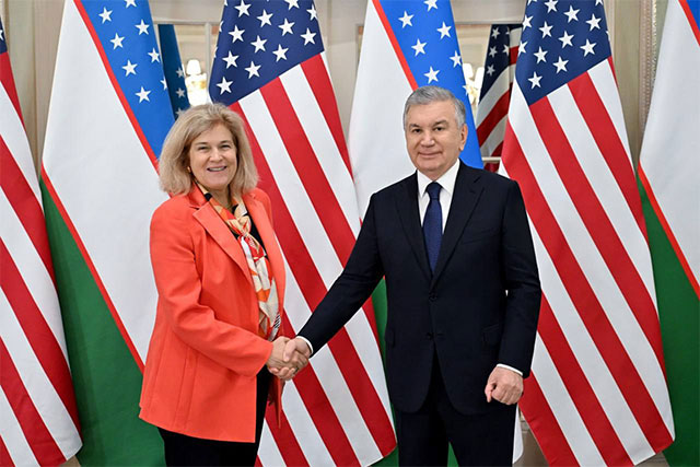 President of Uzbekistan Holds Talks with Franklin Templeton CEO on State Enterprise Transformation