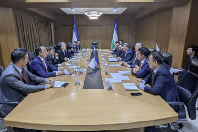 Uzbekistan, ADB Discuss Transport Digitalization and Green Mobility in Tashkent