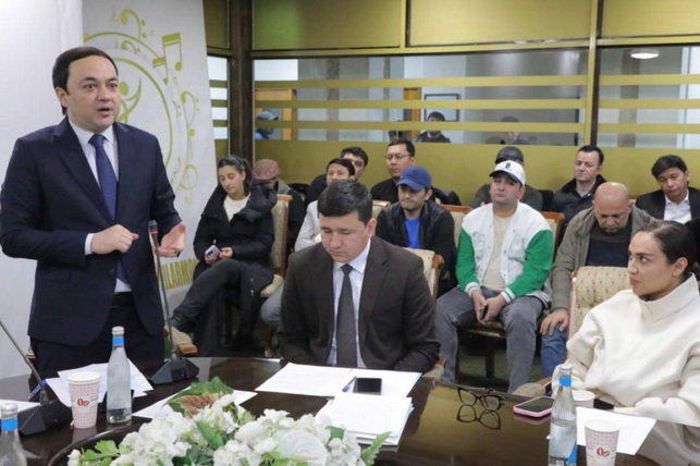 Uzbekistan’s artists called to embrace modesty and respect national values