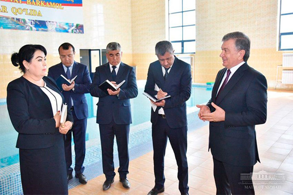 Давлатимиз раҳбари сув спорти мажмуасини бориб кўрди