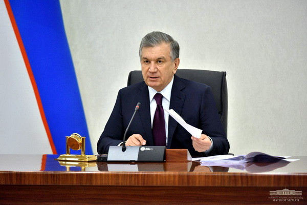 Uzbekistan bans sale of alcohol and tobacco to people under 21