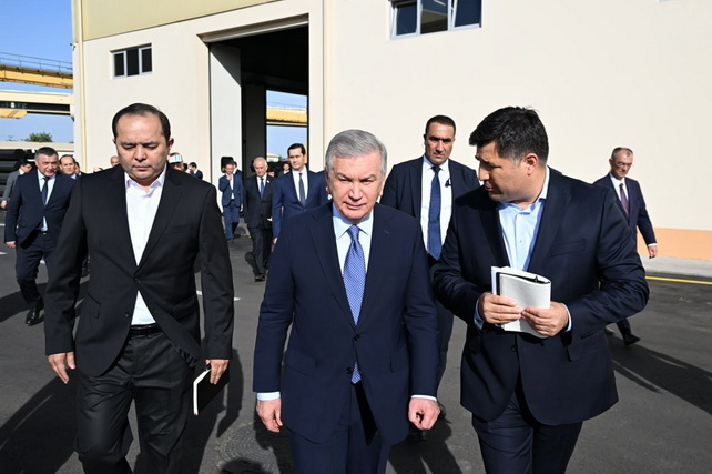 Prezident Mirziyoyev Chilonzor sanoat zonasini rivojlantirish jarayoni bilan tanishdi