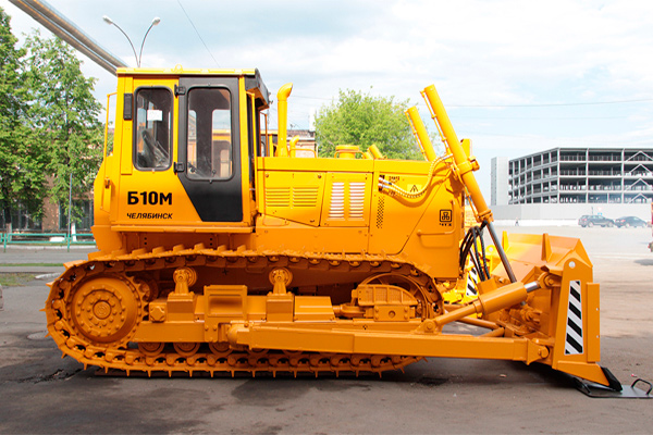 Assembly of ChTZ tractors starts in Uzbekistan