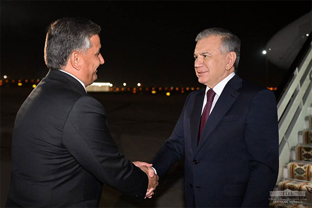 President of Uzbekistan arrives in Turkmenistan