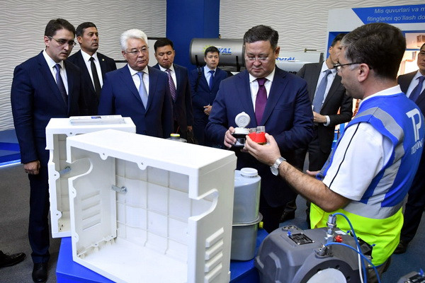 A delegation of Kazakhstan visited the Technopark in Tashkent