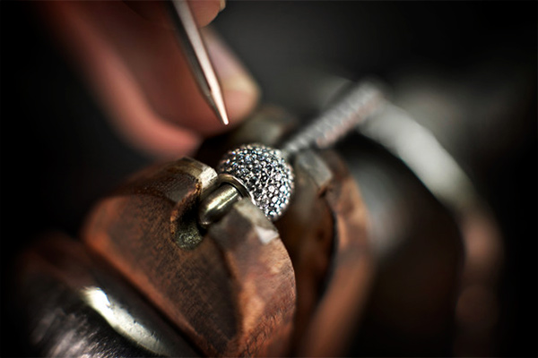 AVID and Olef Creations Inc. intend to create facilities for production of jewelry