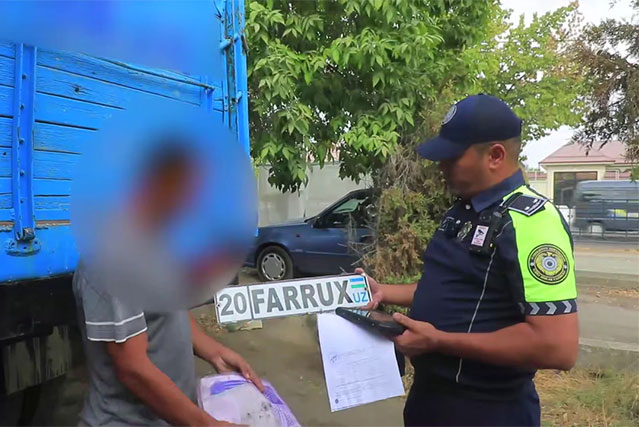 Truck Driver Fined in Syrdarya Region for License Plate “FARRUX”