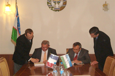 Французская компания осуществит реконструкцию насосных станций Навои и Учкара